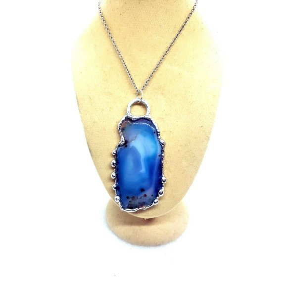 Gothic Blue agate crystal necklace - Picture 4 of 12